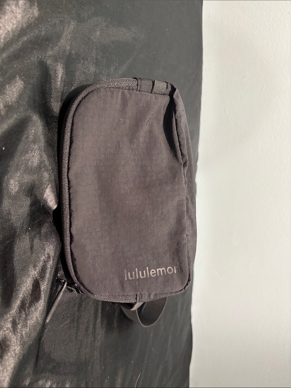 lululemon athletica Black Compact Crossbody Pouch